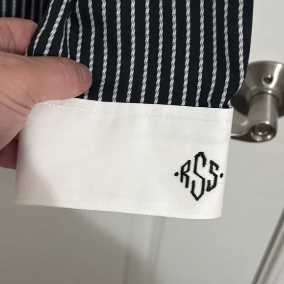 Men's Black and White Striped Shirt - Picture 3 of 9